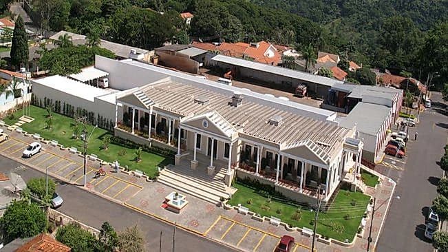 Prefeitura de Pompeia é criticada por suposta má gestão de recursos de mais de R$ 22 milhões