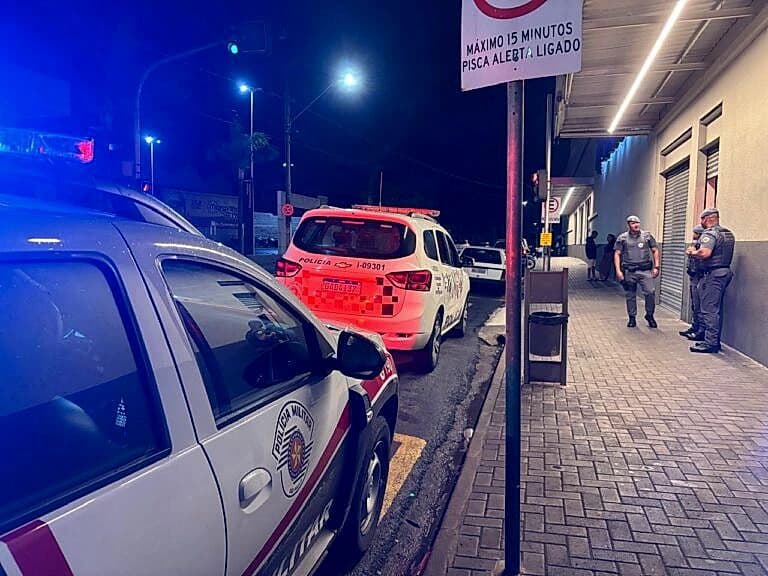 Policial penal segue foragido há 5 meses após tiroteio em supermercado de Marília