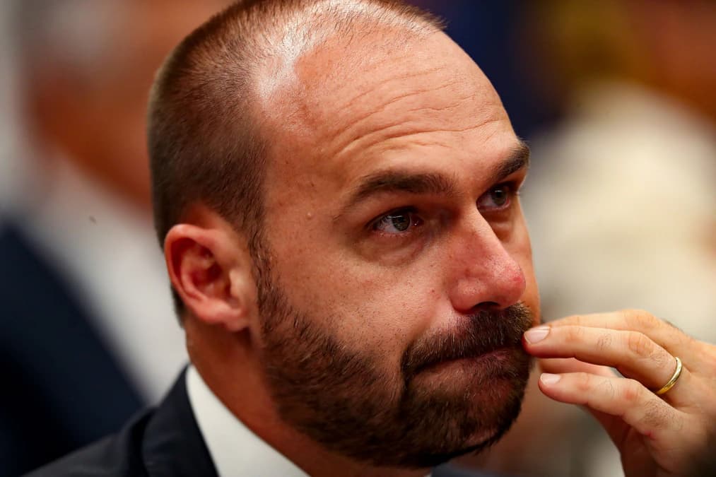 STF forma maioria para condenar Eduardo Bolsonaro por difamação contra Tabata Amaral