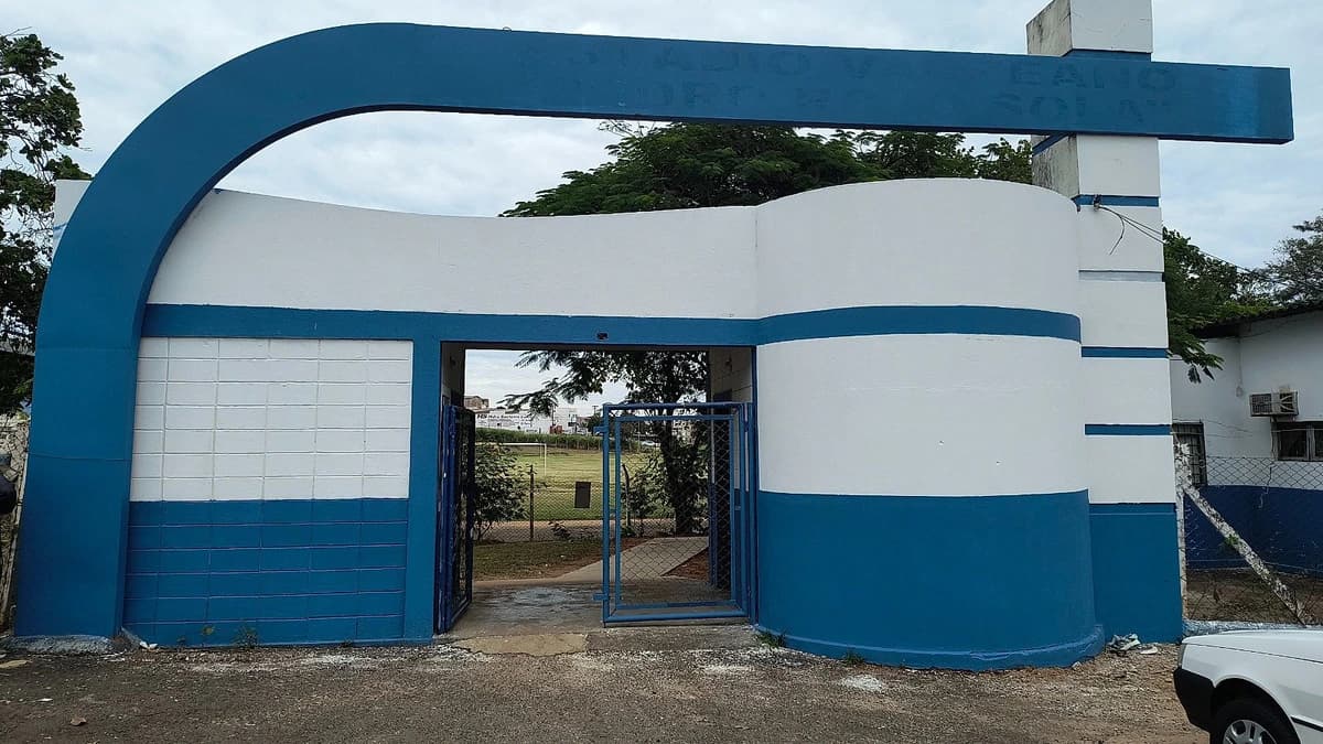 Prefeitura de Marília inicia manutenção dos poliesportivos da cidade