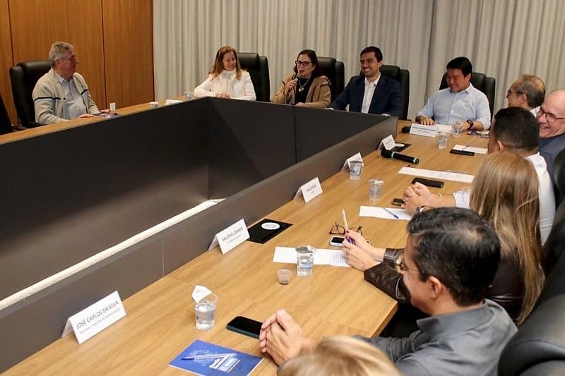 Prefeitura de Marília apresenta avanços em saúde e infraestrutura na reunião de secretariado